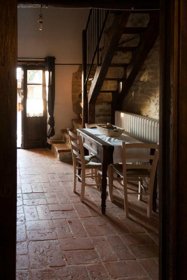 Hotel Le Terre di Caprano Città di Castello Esterno foto